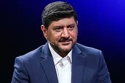اذن ولایی یا امر ولایی؟