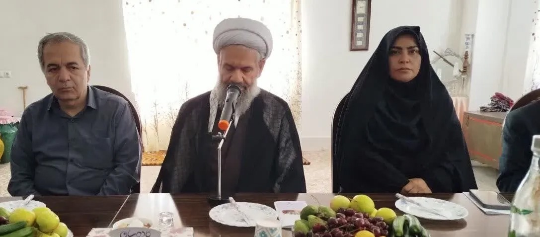 قرآن و روایات بر کرامت انسانی تأکید دارند