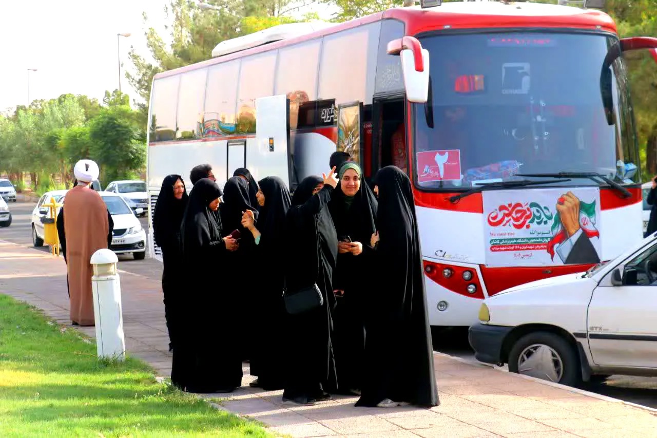 اعزام کاروان اربعین دانشگاه علوم پزشکی کاشان به کربلا معلی