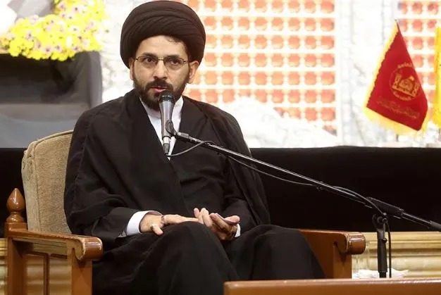 فاصله گرفتن از ارزش‌های دینی زمینه نفوذ و سلطه دشمن را فراهم می کند