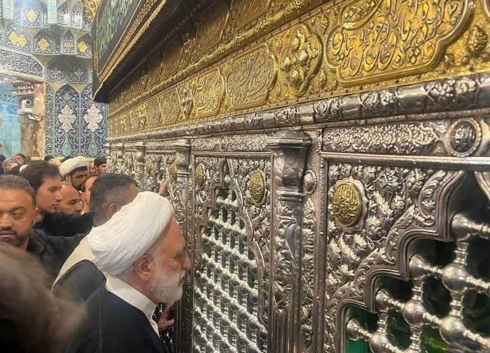 آغاز سفر رئیس قوه قضائیه به قم با زیارت حرم کریمه اهل بیت و دیدار بی واسطه با مردم