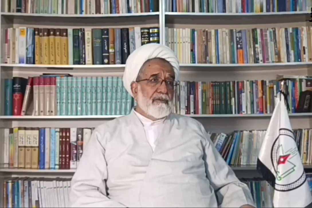 آیت‌الله مکارم شیرازی از انتشار تجلیل خود از جایگاه علمی رهبر شهید ابراز خرسندی کردند