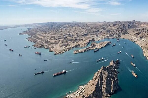 سی‌بی‌اس ادعا کرد: گفت‌وگوهای ایران و عمان درباره تنگه هرمز پیشرفت داشته است