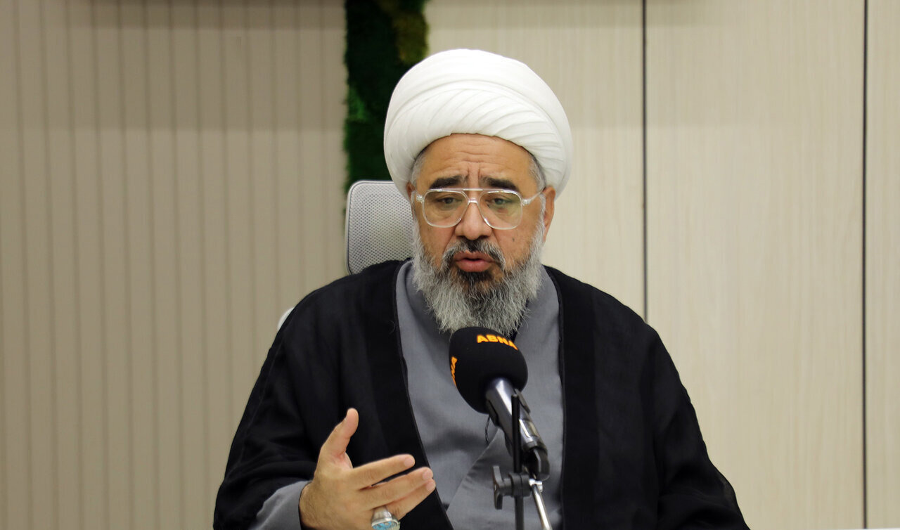 محدودیت برای زائران پاکستانی اربعین، بخشی از پروژه تضعیف فرهنگ حسینی است/ رسانه‌ها می‌توانند دولت‌ها را برای رفع موانع زیارت وادار به اقدام کنند