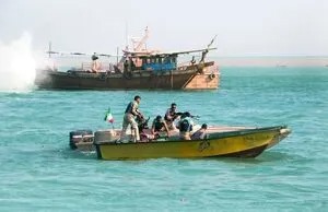رهایی لنج‌های سرقتی از چنگال دزدان دریایی سومالی توسط ماموران چابهاری