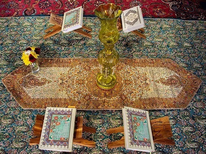 یهود در بازی گرفتن و استهزاء فرامین الهی شهره آفاق است