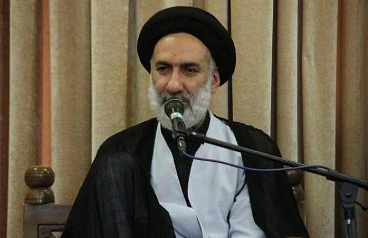 تأکید امام جمعه شهرکرد بر تداوم شکوه و اقتدار حماسه خیابان در ایام پیاده‌روی اربعین +فیلم