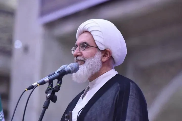 بافت جامعه ایرانی مبتنی بر حیا است، نه برهنگی تحمیلی/برخی برای ترویج برهنگی دلار می‌گیرند