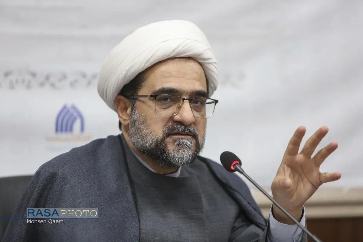 خبرنگار تراز انقلاب اسلامی؛ روایت‌ساز، تحلیلگر و برخوردار از خودآگاهی معرفتی