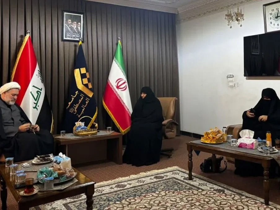 دیدار مدیر جامعه الزهرا با مسئول نمایندگی جامعه المصطفی العالمیه در عراق