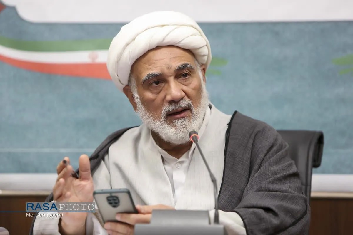 هرگونه اختلاف‌افکنی احزاب سیاسی «همسویی با پازل دشمنان» است