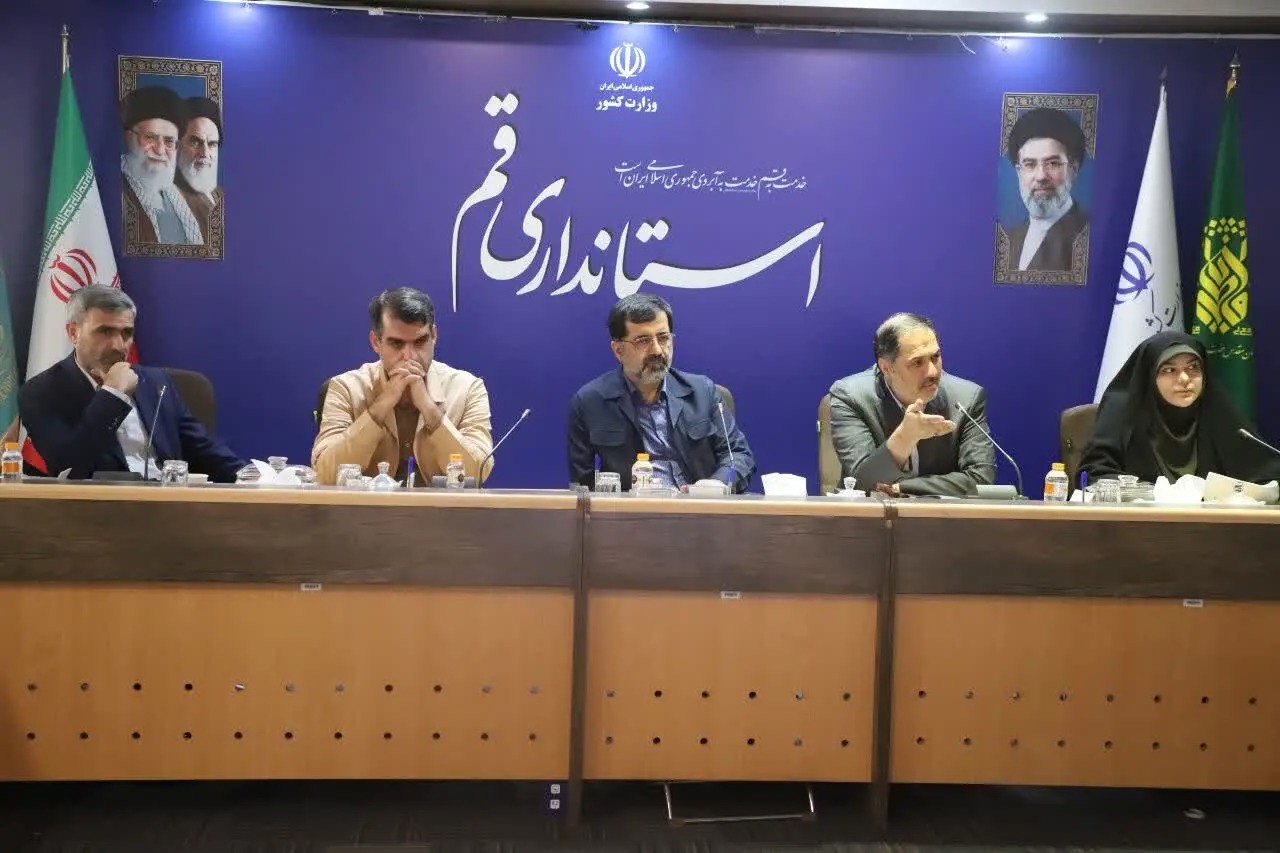 مقابله با گردوغبار و فرونشست زمین نیازمند برنامه‌ریزی منطقه‌ای است