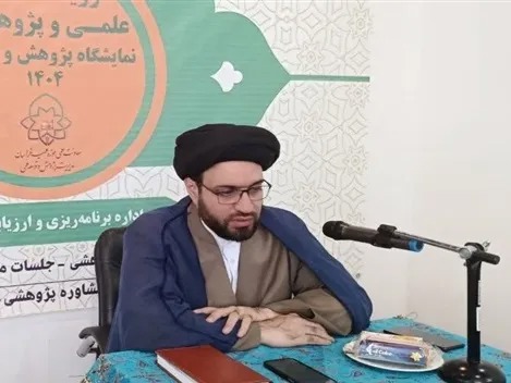 اسناد مرتبط با رهبر شهید باید در اختیار پژوهشگران قرار گیرد
