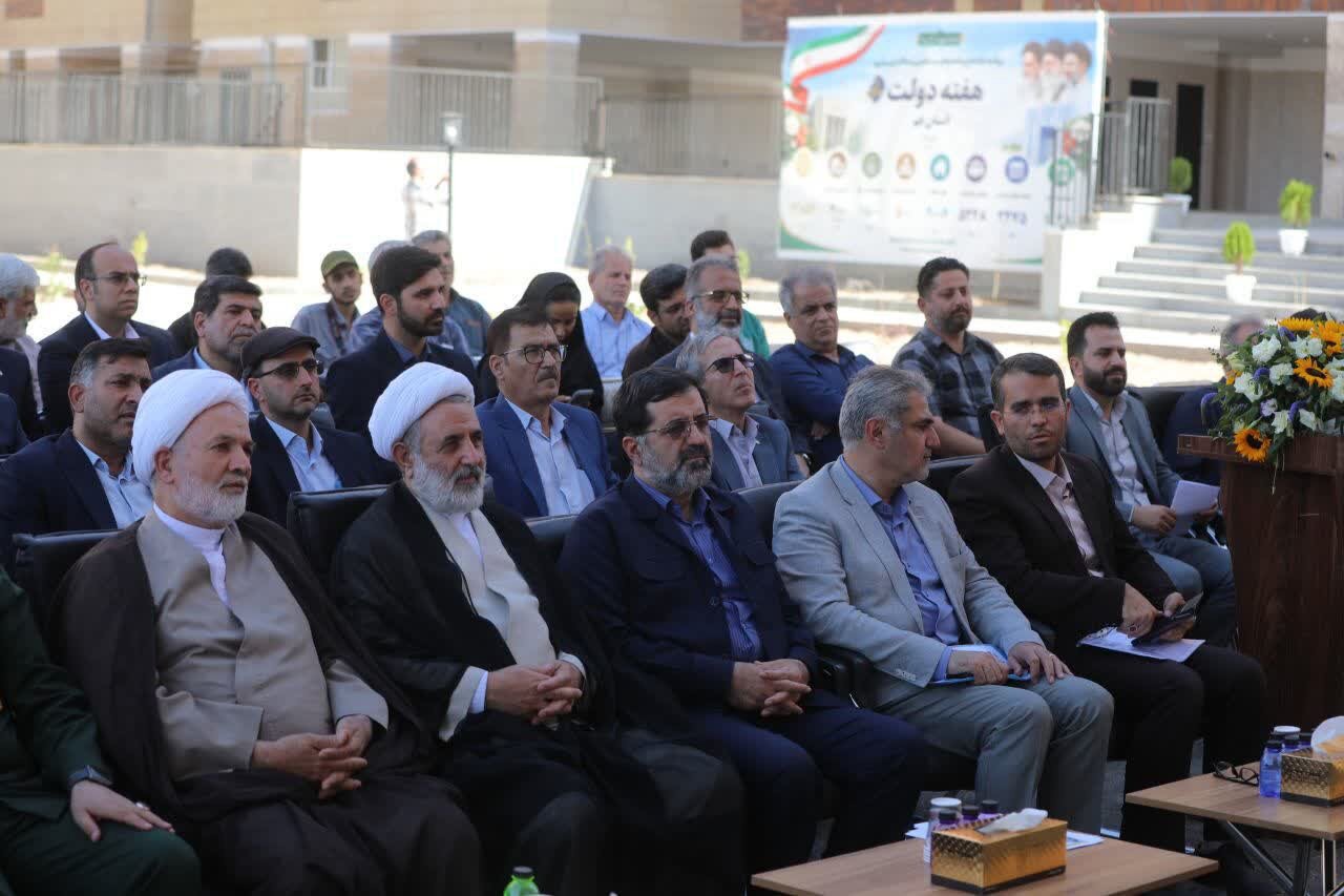 ۱۳ هزار و ۸۵۴ واحد مسکن و زمین در قم به بهره‌برداری و واگذاری رسید