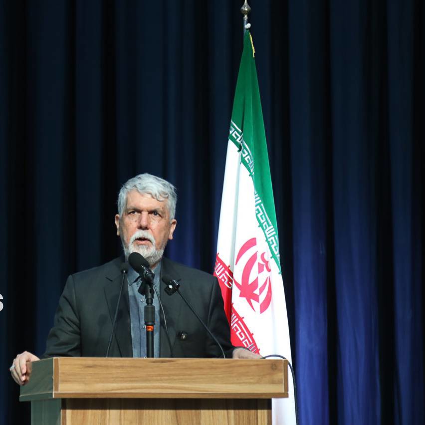 وزیر فرهنگ: حمایت صریح رهبر انقلاب از رئیس‌جمهور جای هیچ‌گونه توجیه برای دوقطبی‌ساز را باقی نمی‌گذارد | آخرین خبر