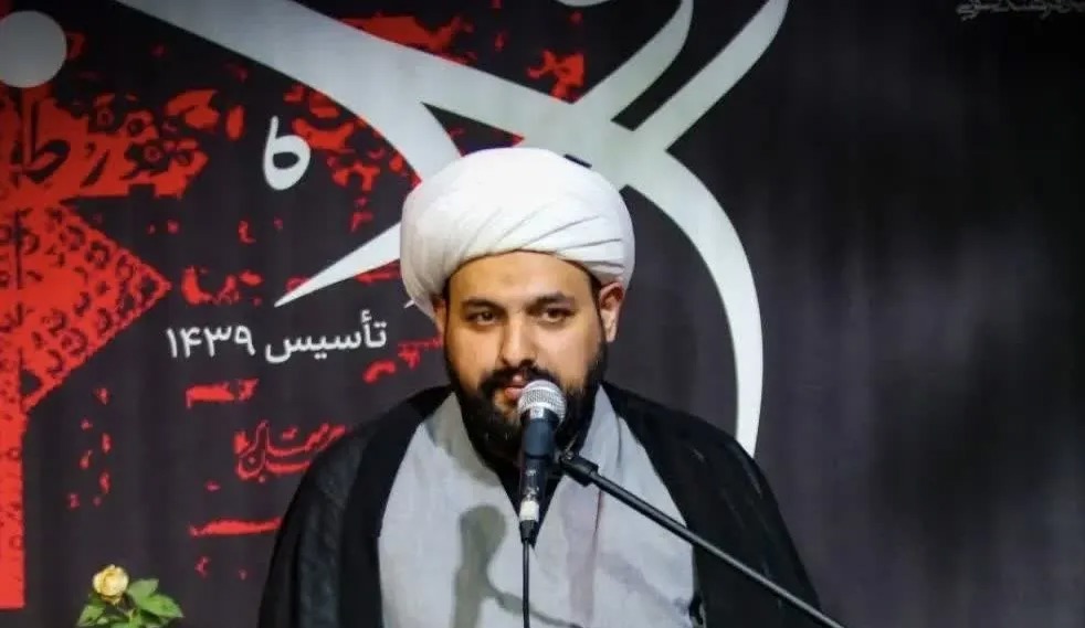 بصیرت و استقامت از مؤلفه‌های سیره سیاسی رهبر شهید انقلاب