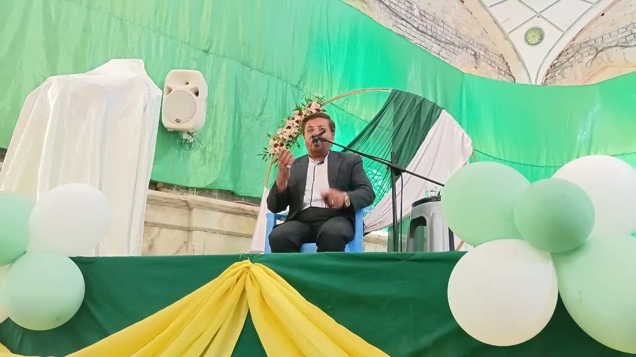 امامزادگان حسین وعدنان روستای جوینان کاشان مظهر توأمان قرآن و عترت هستند