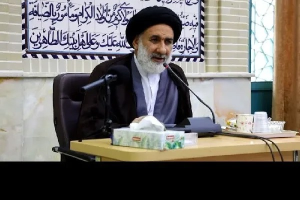 تأکید امام جمعه شهرکرد بر تقویت برنامه‌های فرهنگی و معنوی امامزادگان چهارمحال و بختیاری