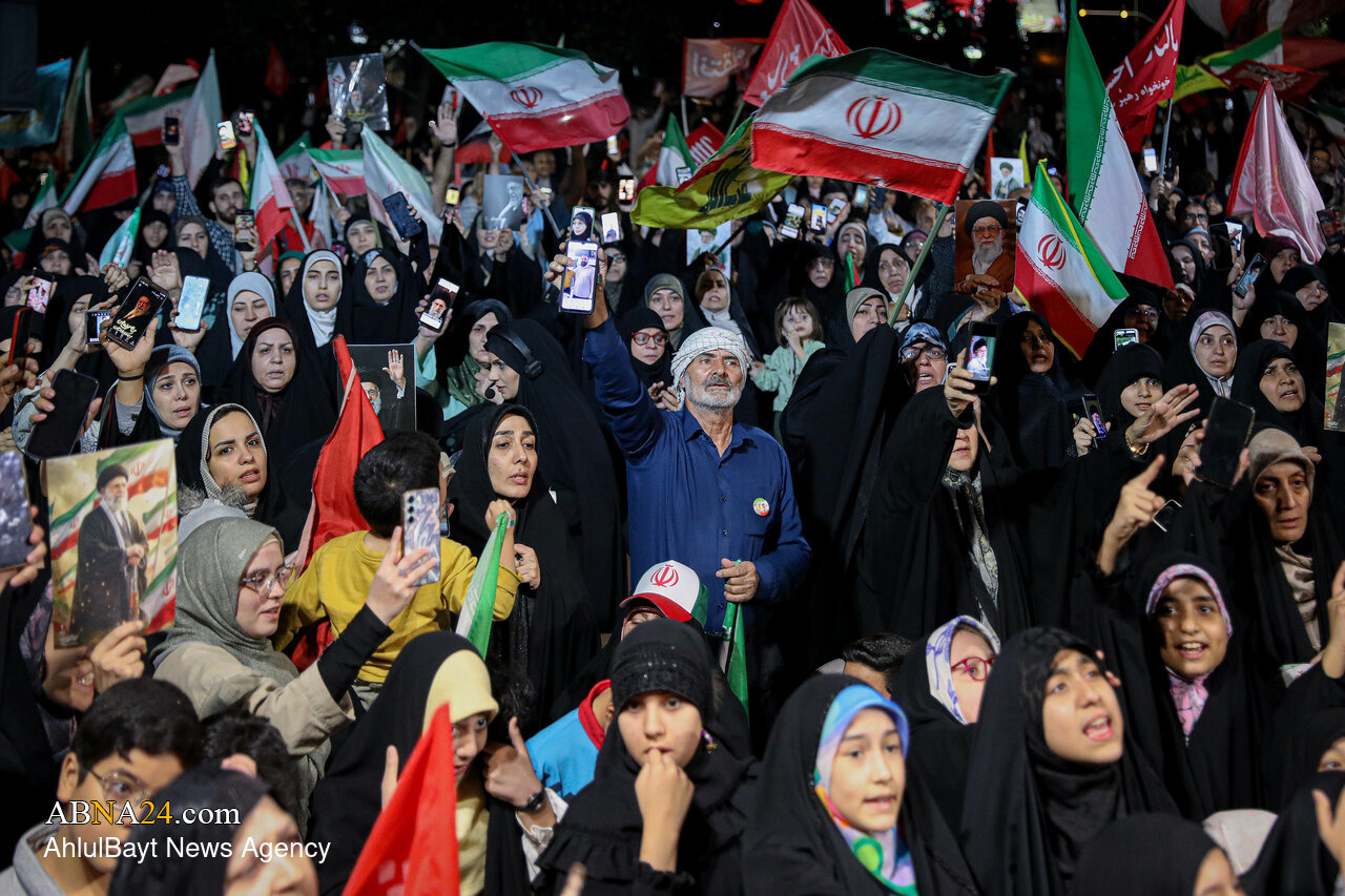 میدان شهدا میزبان «محفل ستاره‌ها» در گرامیداشت شهدای هفدهم شهریور