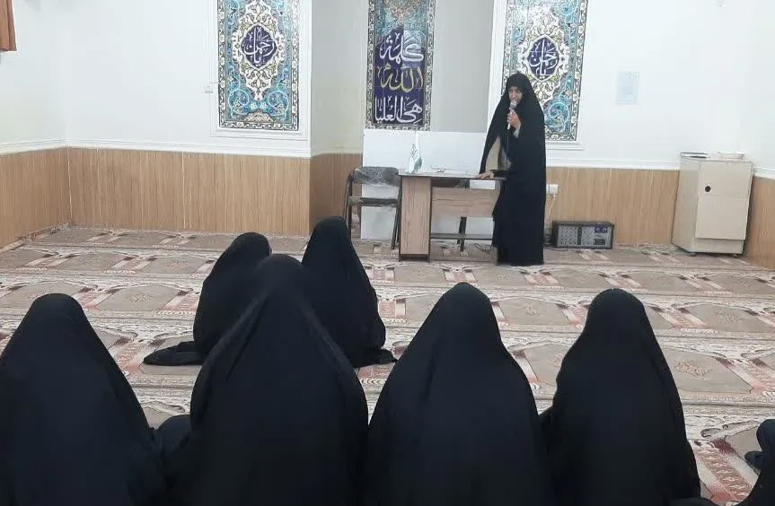 برگزاری نشست بازخوانی «پیدایش فرقه انحرافی بهائیت» در مدرسه علمیه الزهرا گراش