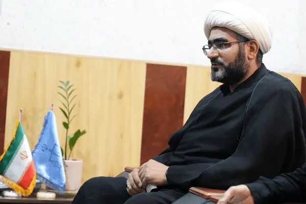 نهادهای فرهنگی در موضوع حجاب کم کاری نکنند