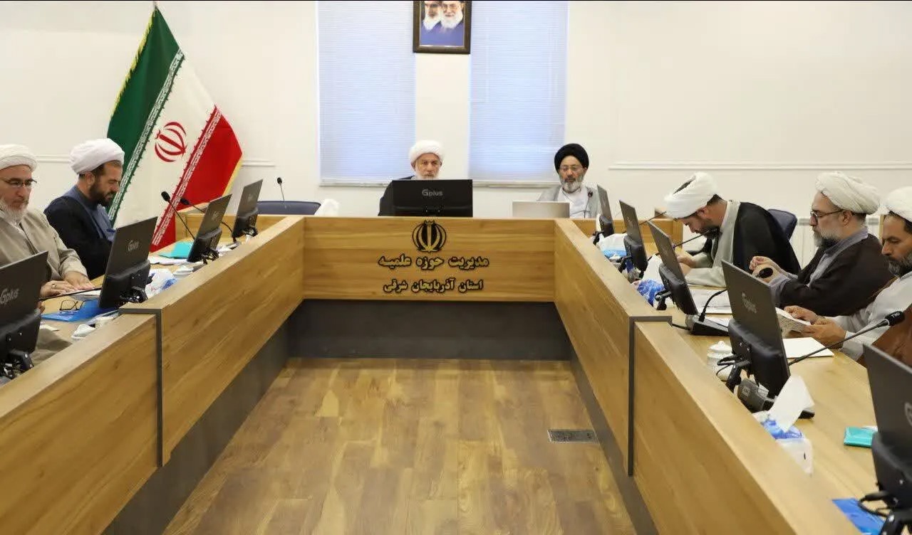 اساتید حوزه برای ترویج فرهنگ وصیت‌نامه‌نویسی و وقف توانمند می‌شوند