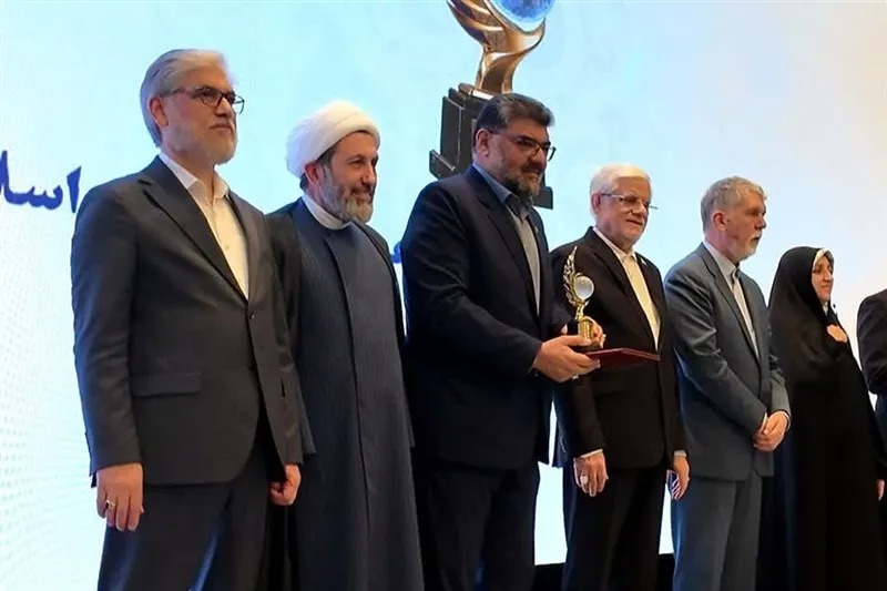 درخشش مرکز وکلای قوه قضائیه در جایزه ملی دیپلماسی فرهنگی ایران