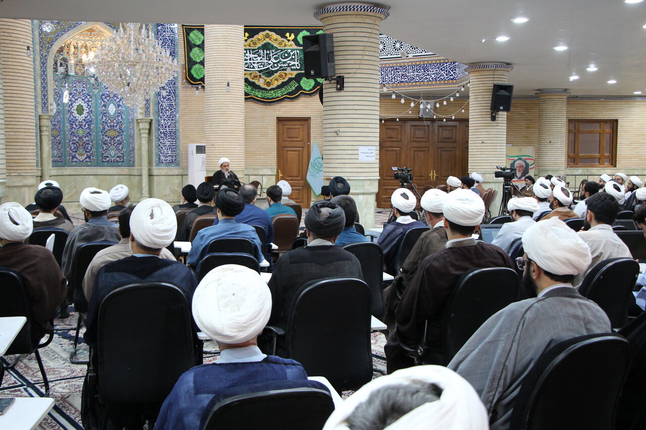 گزارش تصویری |  آغاز دروس خارج آیت‌الله فاضل لنکرانی در سال تحصیلی جدید