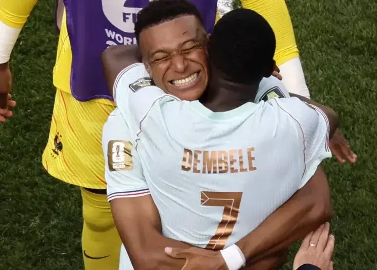 دمبله جواب امباپه را داد؛ من هیچوقت منتخب نبودم!