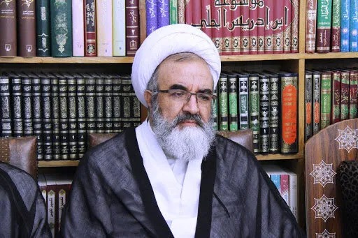 طلبه نباید صرفاً به استعداد خود متکی باشد/ پشتکار و مباحثه رمز موفقیت است