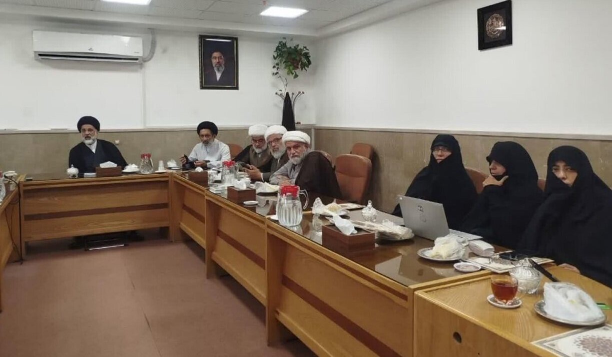 نخستین جلسه کمیته علمی همایش بین‌المللی حضرت امامه(س) برگزار شد