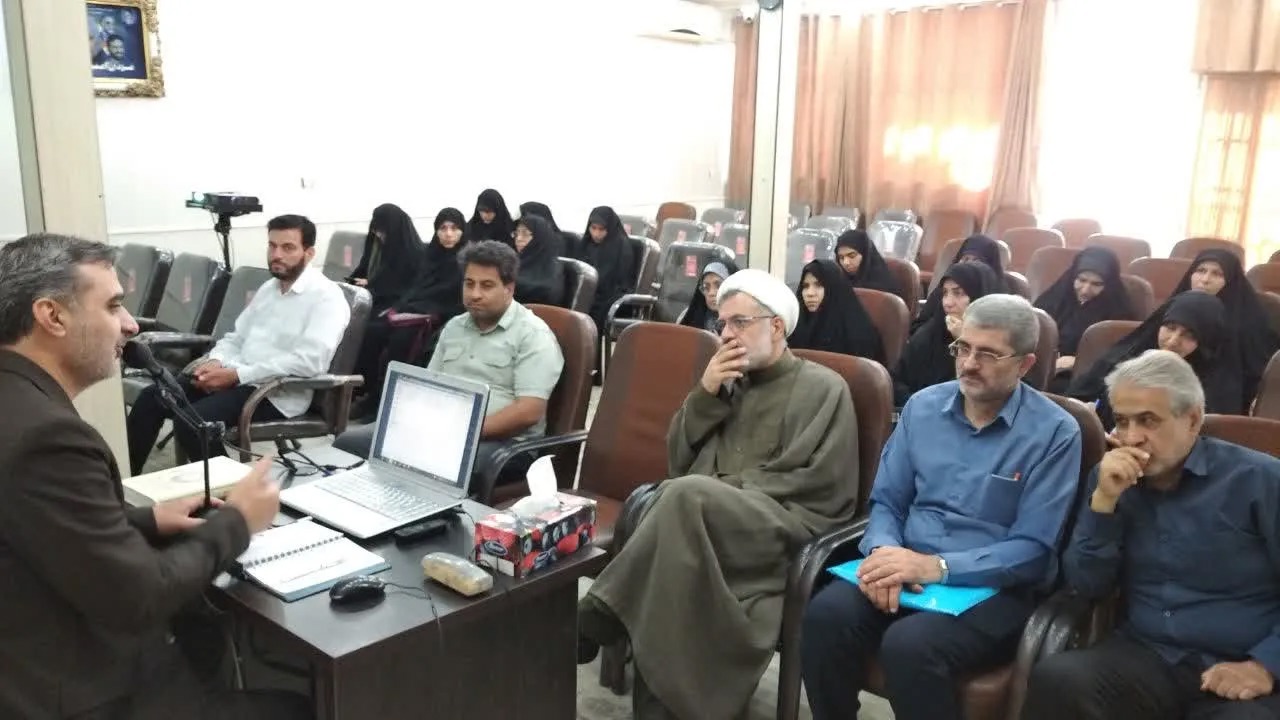 تکریم پیشگامان نشر قرآن درکاشان؛ از آموزش‌های نوین تا قدرشناسی از مدیران عرصه تعلیمات قرآن