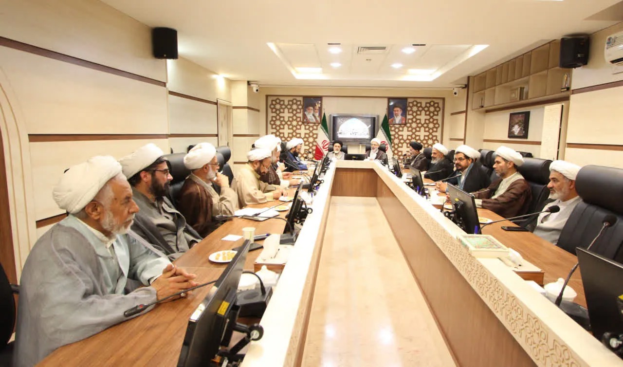 تأکید بر تحول در نظام تربیتی در دیدار مجمع نمایندگان طلاب با معاون تهذیب حوزه