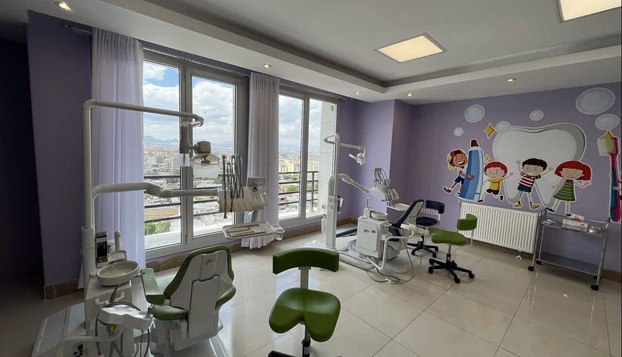 هزار میلیارد ریال تجهیزات پزشکی سرمایه‌ای تحویل دانشگاه علوم پزشکی یاسوج شد