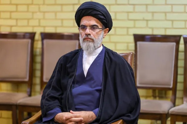 کوچک‌ترین فرصت‌ها را برای روشنگری باید به میدان آورد