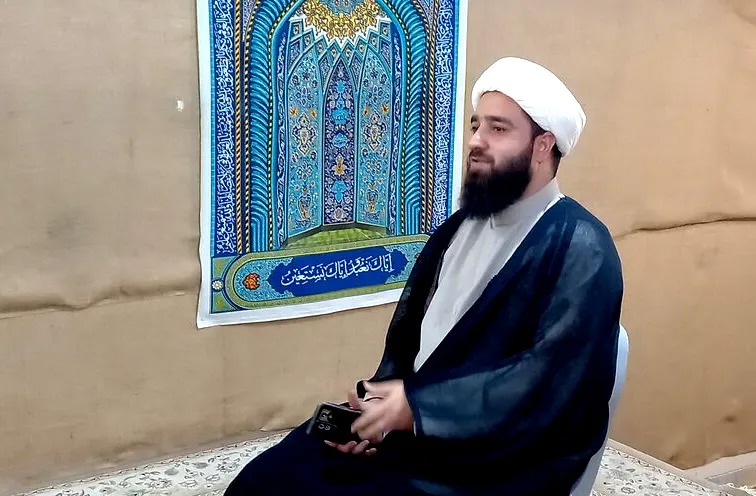 ضرورت تغییر الگوی تعامل ائمه جماعات با نسل جدید؛ از «رویکرد پدرانه» تا تسلط بر فضای مجازی