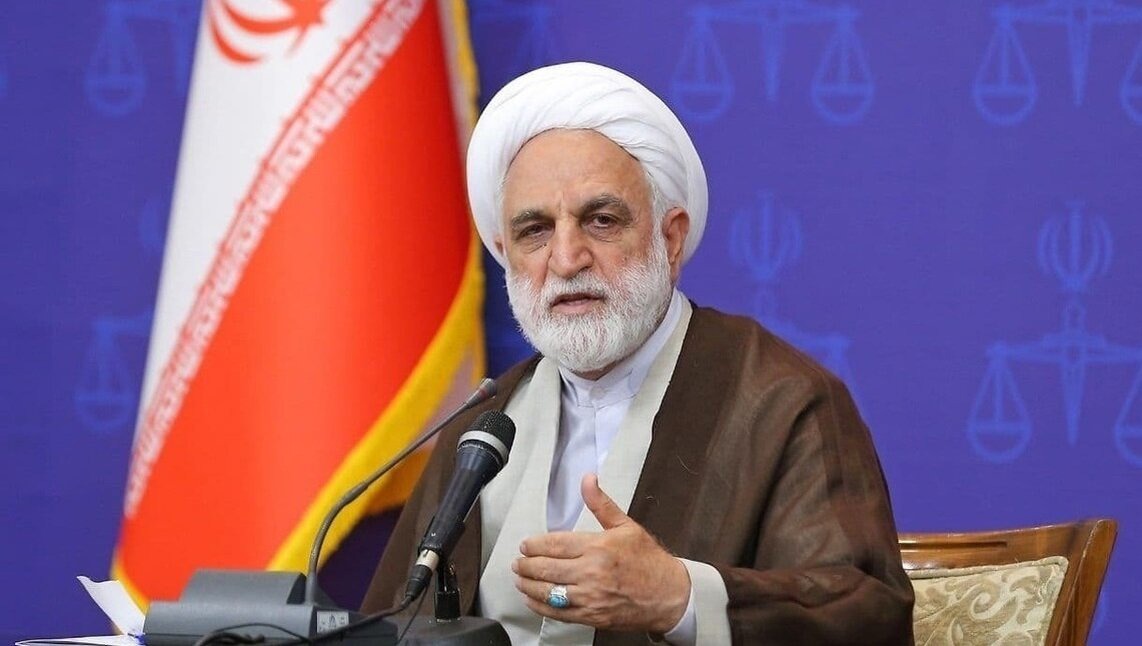 عمر مبارک آیت‌الله شبیری زنجانی مشحون از حسنات، با نامه‌ عملی سرشار از خیرات و مبرّات بود