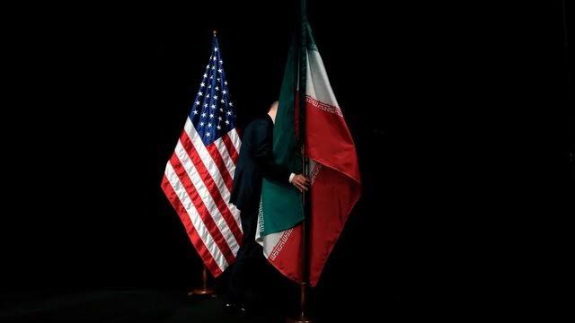 منطق نبرد و تفاهم