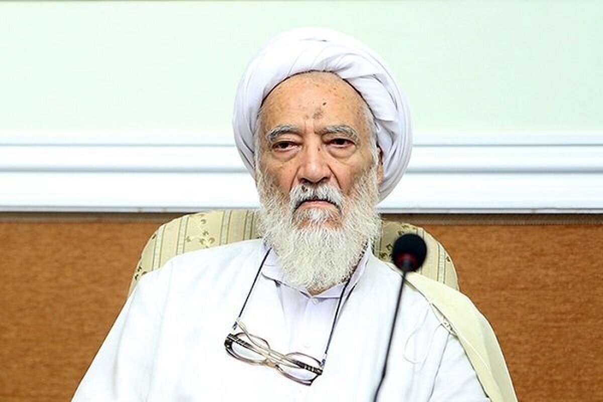 آیت‌الله شبیری زنجانی خدمات ارزنده‌ای به مکتب تشیع و حوزه‌های علمیه نمود