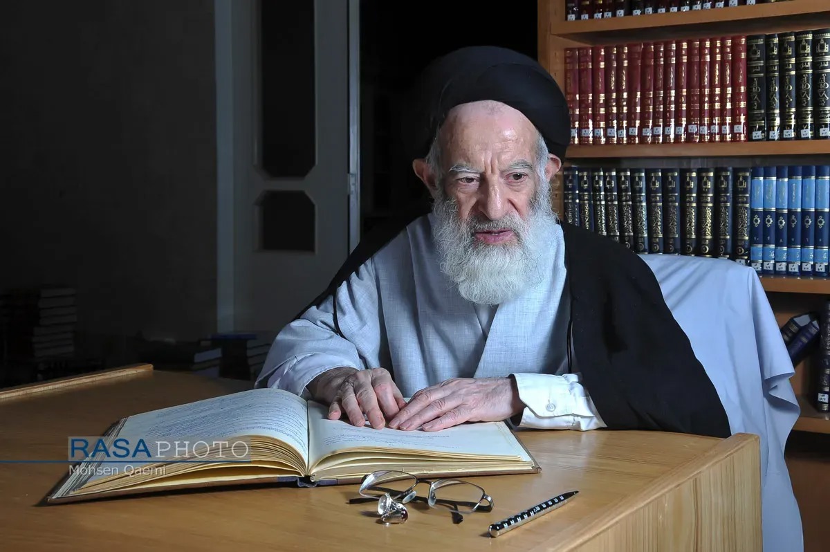 حوزه علمیه حضرت ولیعصر تبریز درگذشت آیت‌الله شبیری زنجانی را تسلیت گفت