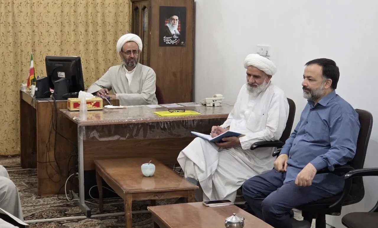 تأکید بر تداوم دروس اخلاق در مدرسه علمیه مدنی کاشانی