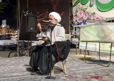 هشدار به خطر جنگ شناختی علیه خانواده‌ها در اجتماع بزرگ مردم کاشان
