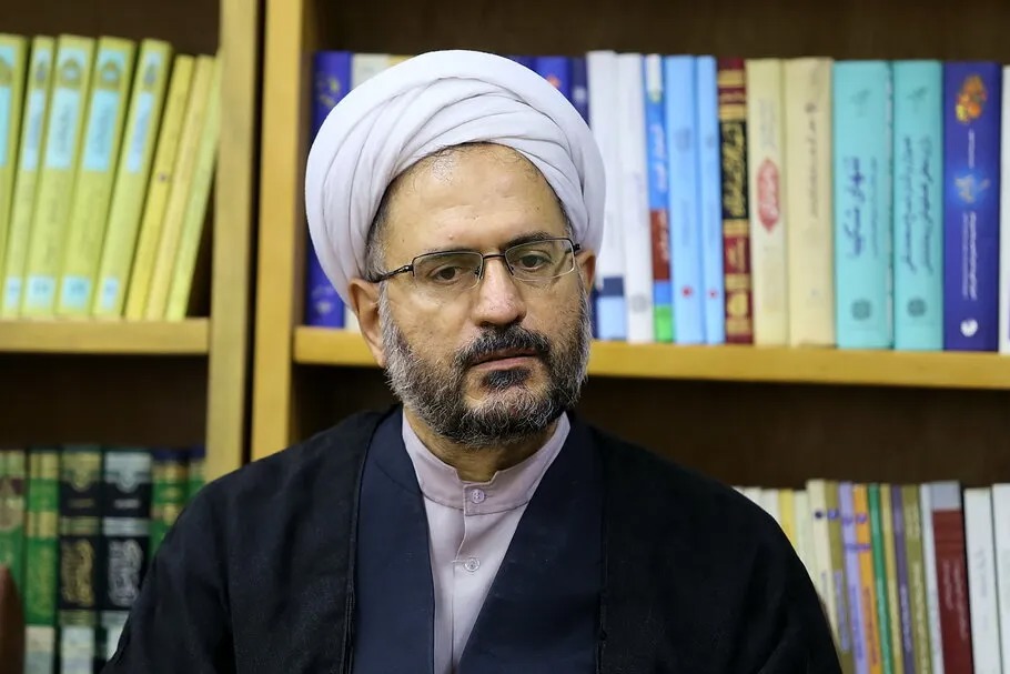 ظرفیت سنت‌های ارتباطی در فهم نشانه‌ها و پدیده‌های فرهنگی و دینی