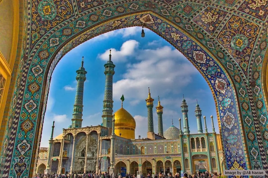 نشانه‌ای از اقامت ۱۷ روزه حضرت معصومه(س) در طراحی گنبد حرم