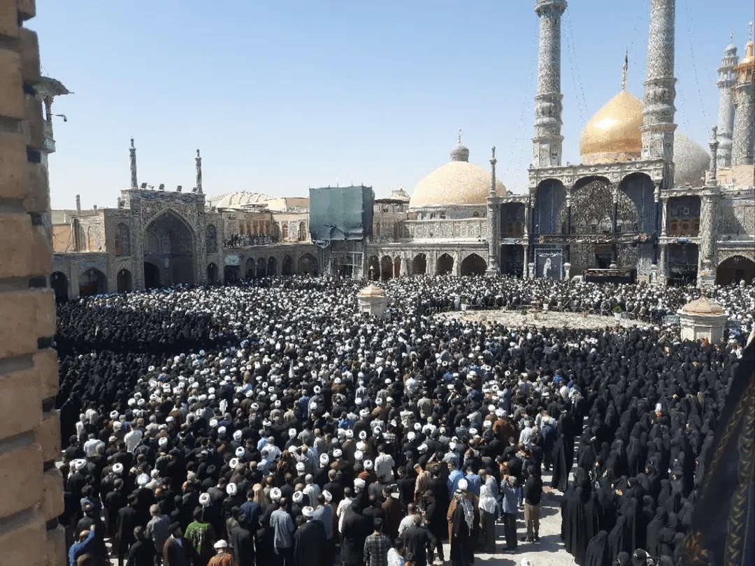 مراسم تشییع و تدفین پیکر آیت‌الله‌ شبیری زنجانی در قم برگزار شد + فیلم و تصاویر