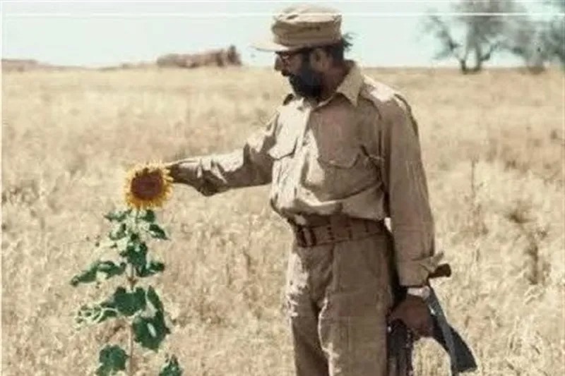 دانشمندی که به جای آزمایشگاه، سنگر را انتخاب کرد