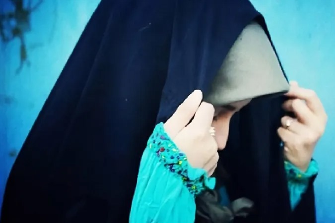 بررسی کارکردهای فردی و اجتماعی حجاب با رویکرد فناوری شناختی-فرهنگی
