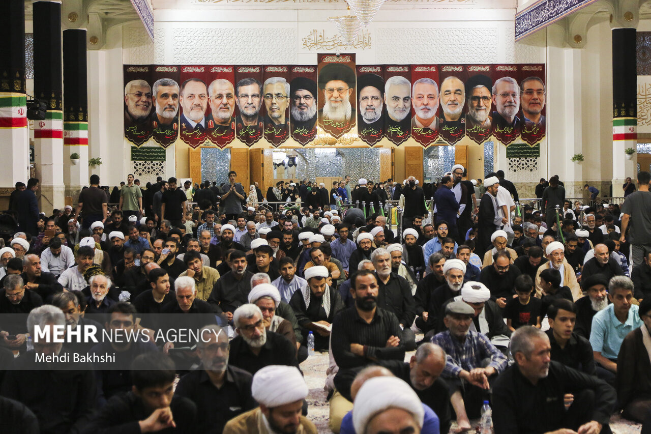 مراسم بزرگداشت آیت‌الله شبیری زنجانی در حرم حضرت معصومه(س) برگزار شد