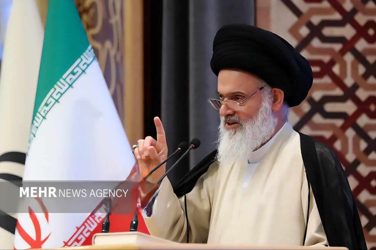 حسینی بوشهری: محضر علمی آیت‌الله شبیری زنجانی کانون تربیت فقیهان بود