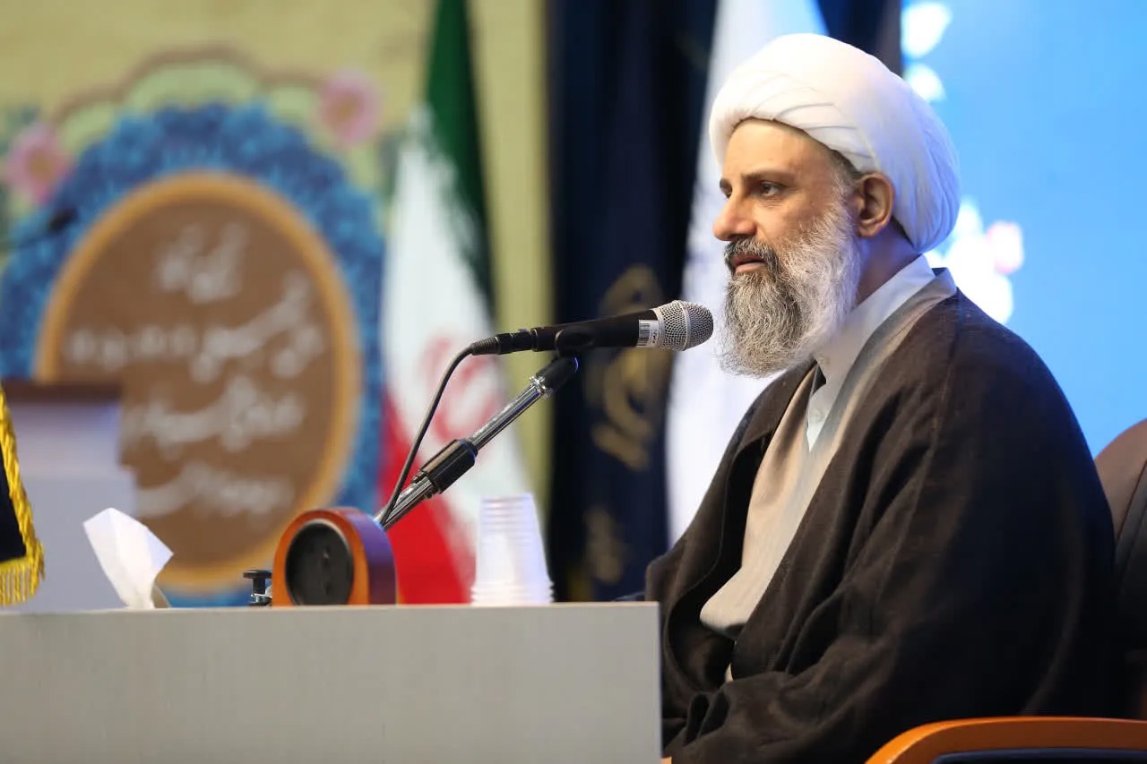 طلبه تراز باید پیام اسلام اهل‌بیت را به زبان فطرت و عقلانیت جهانی عرضه کند